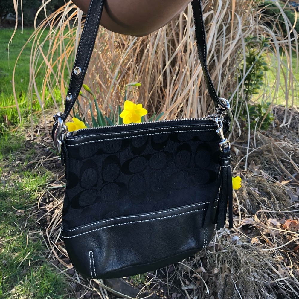 Coach Shoulder Bag - Picture 3 of 3